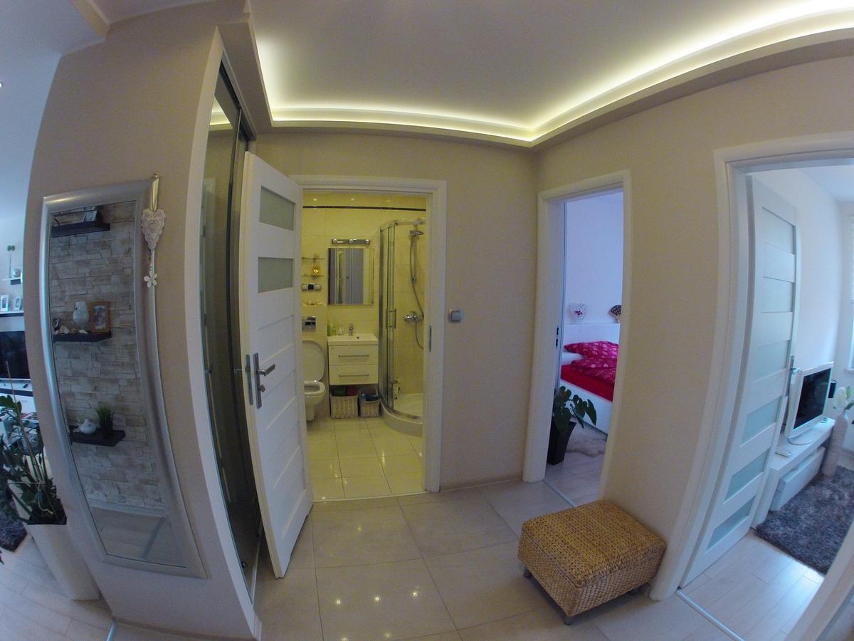 Appartement Apartament Alicja à Wałbrzych Extérieur photo